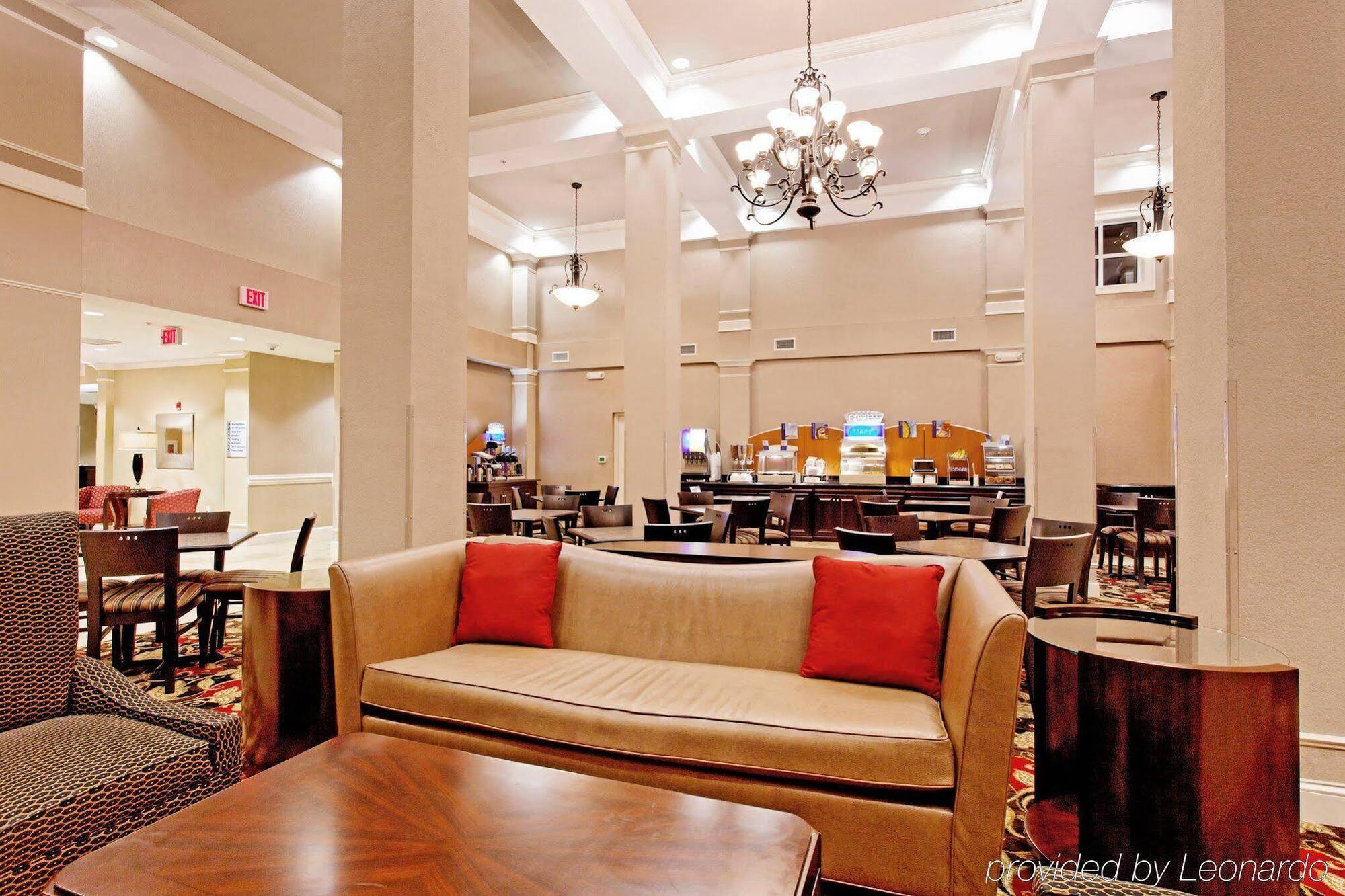 Holiday Inn Express Hotel & Suites Crestview South I-10 By Ihg Buitenkant foto